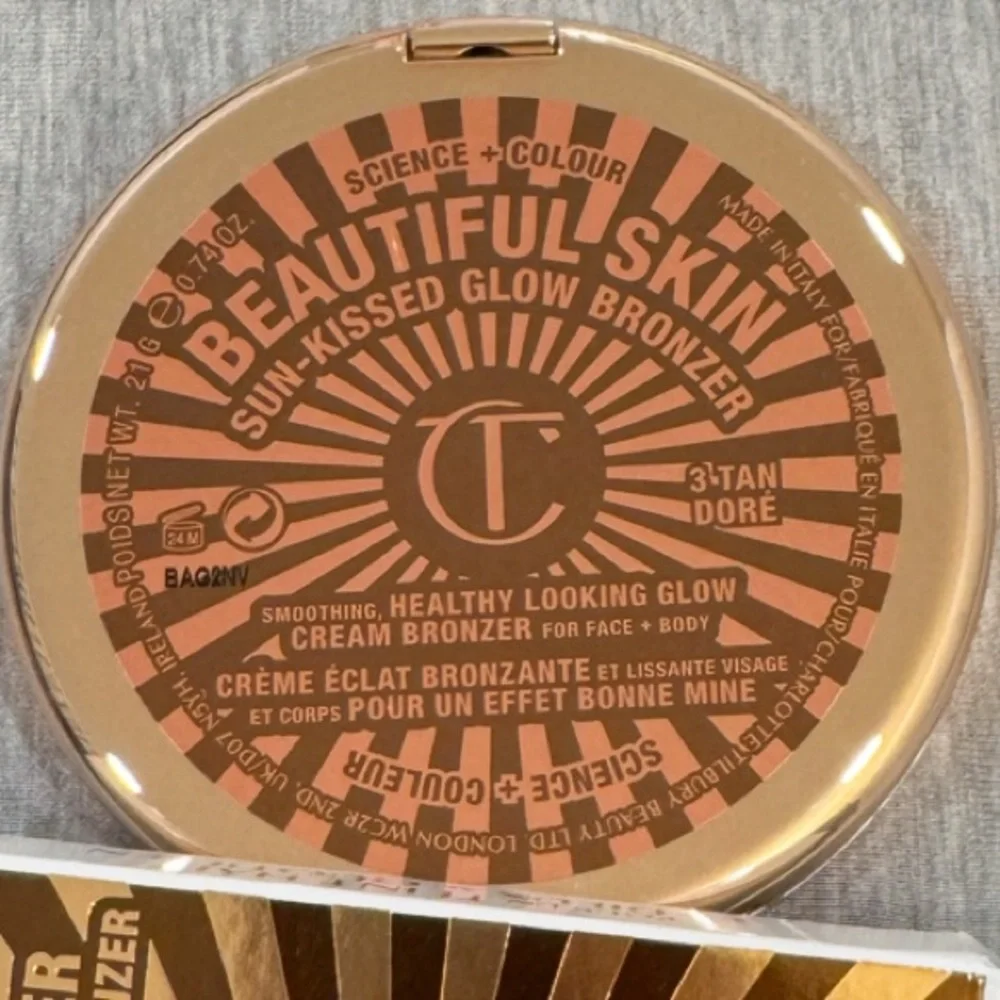 Charlotte Tilbury BEAUTIFUL SKIN SUN-KISSED GLOW BRONZER 3 TAN